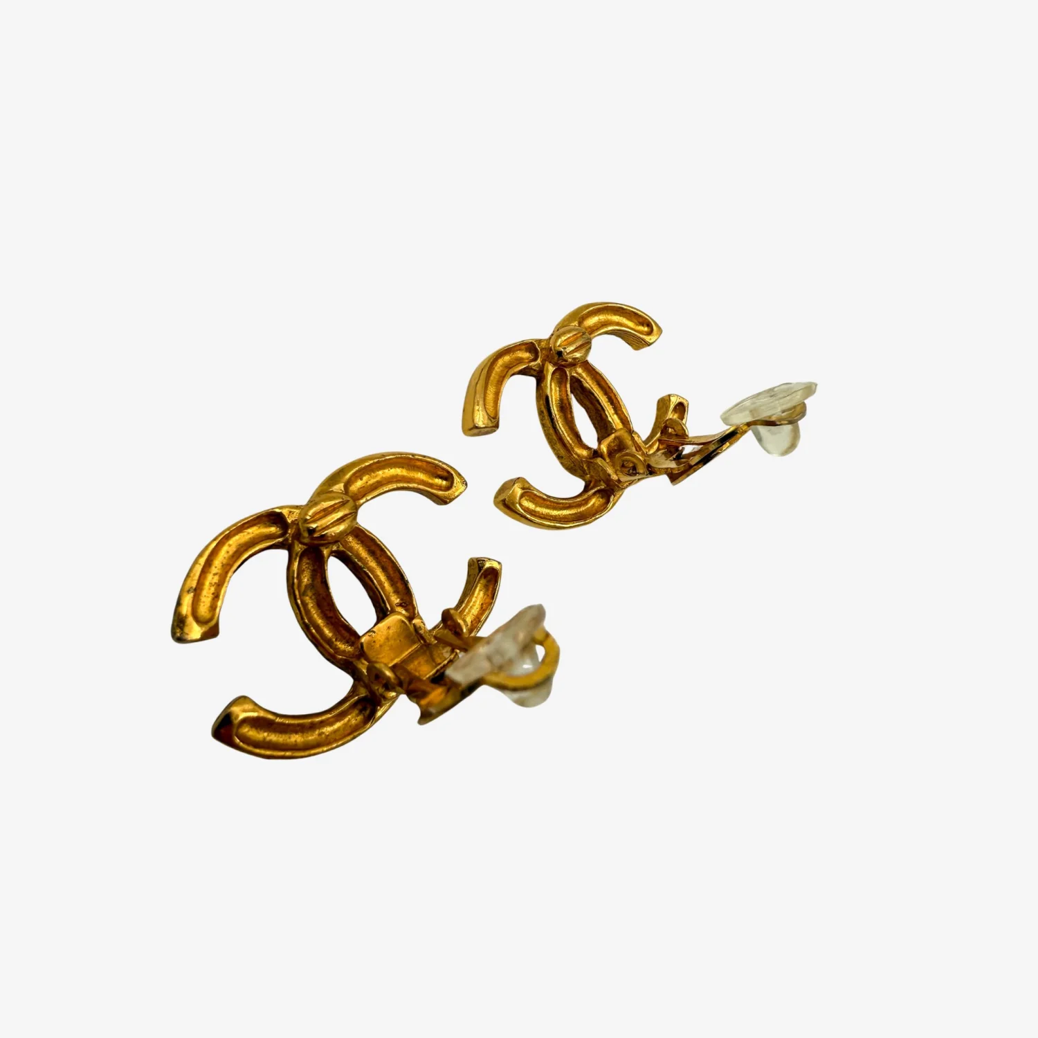 Chanel Vintage Hammered CC Logo Earrings Gold-Plated - Image 6