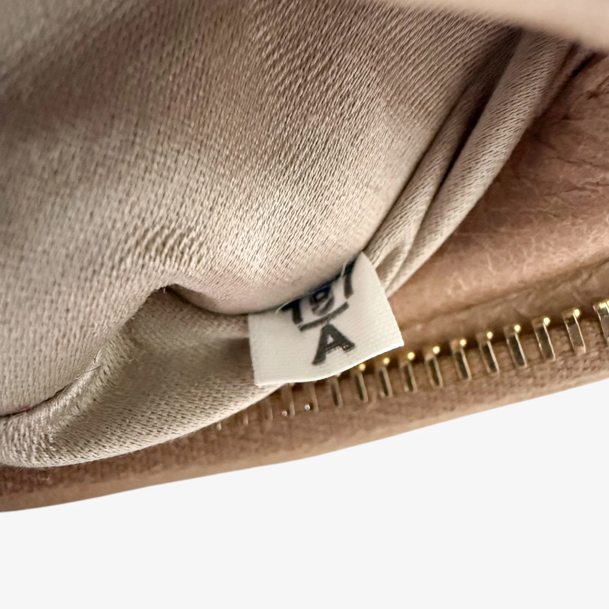 Miu Miu Beige Quilted Crossbody Bag - Image 10