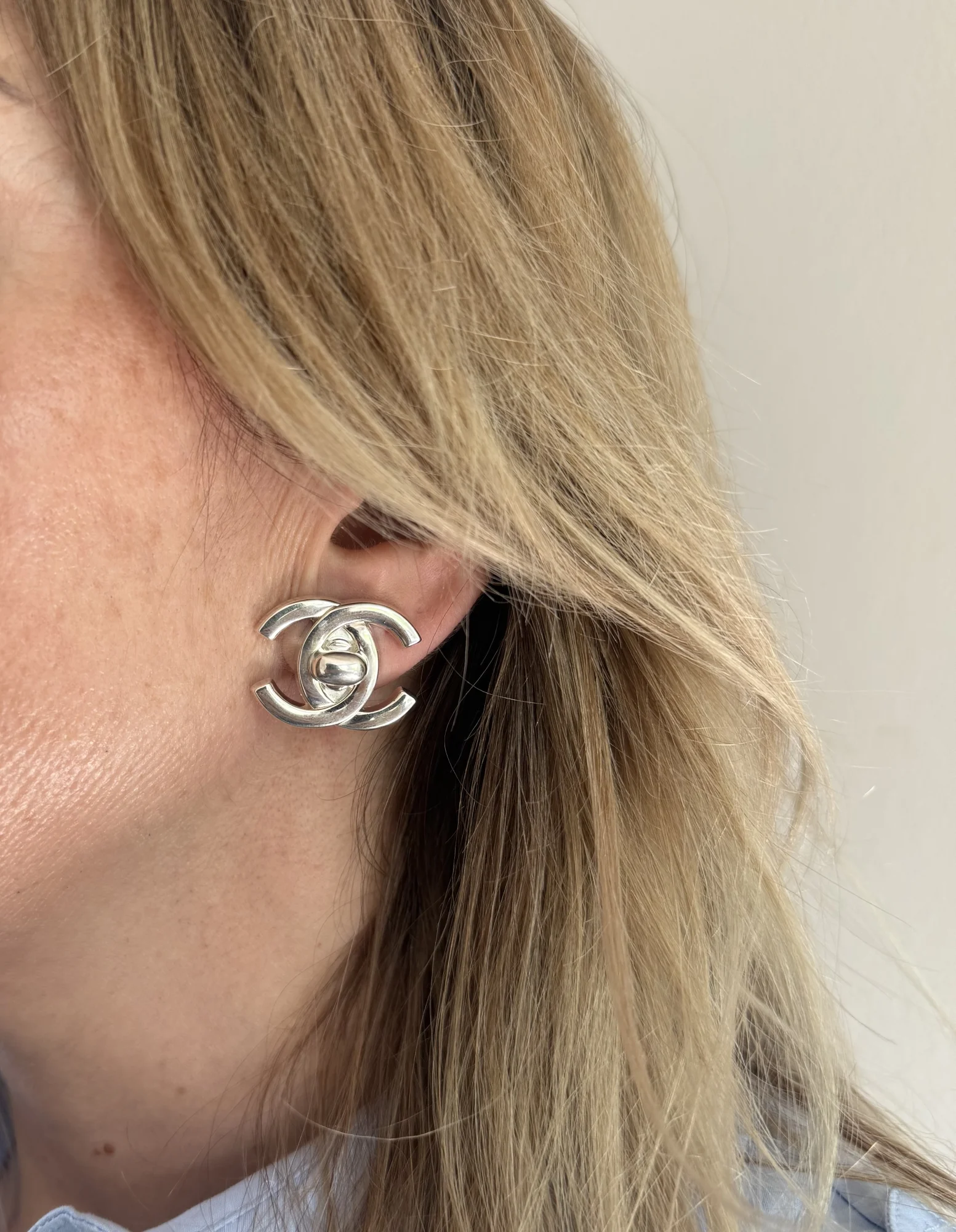 Chanel CC Turnlock Earrings (1996)