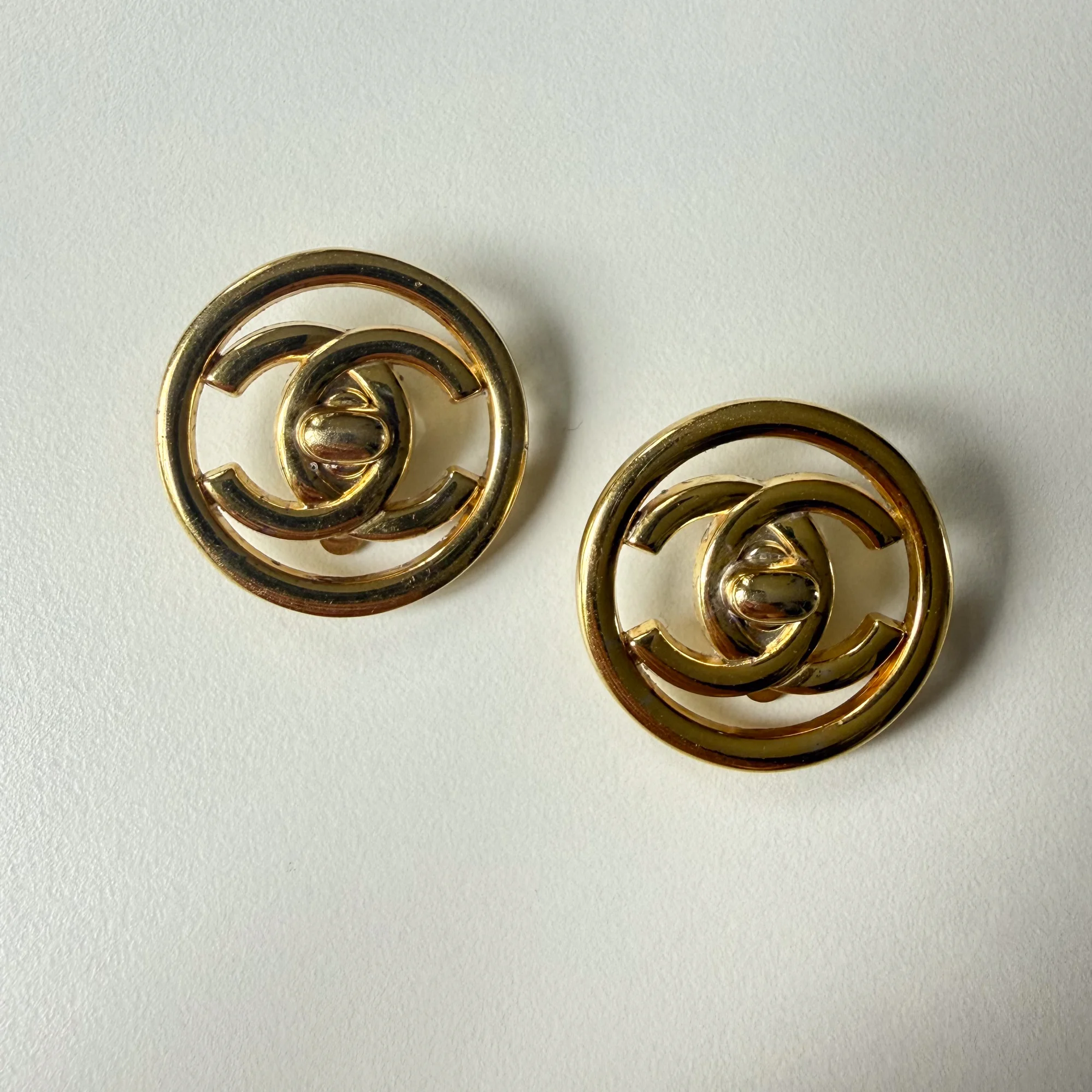 Chanel CC Round Turnlock Earrings (1997) - Image 2