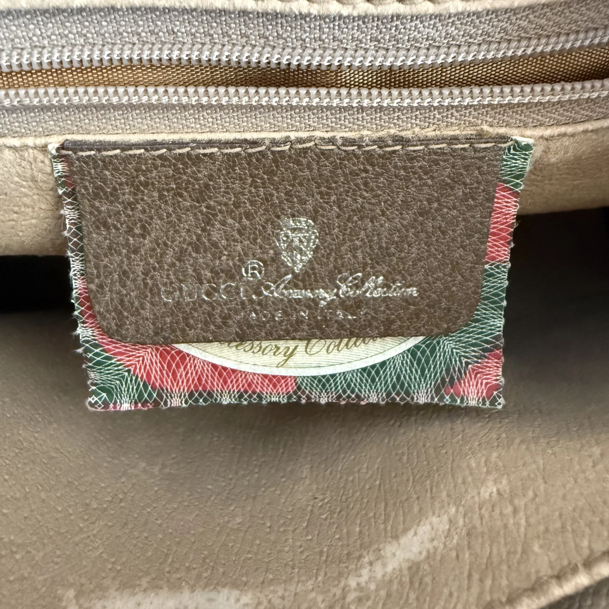 Gucci GG Supreme Toiletry Pouch - Vintage - Image 8